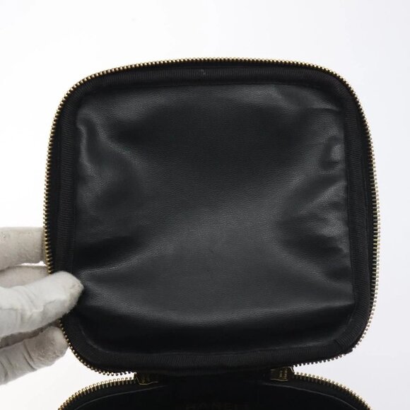 CHANEL COCO Mark Vanity Pouch Grained Calf Skin Black Gold CC Auth 130251 - Picture 10 of 16